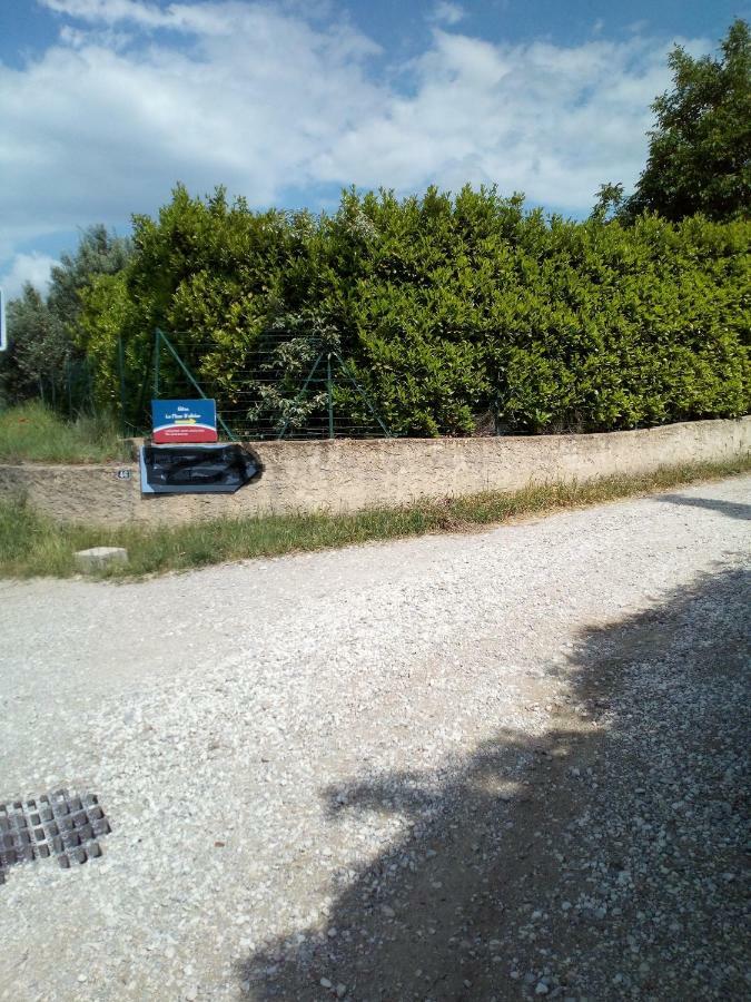 Gite La Fleur D Olivier Nyons Exterior foto